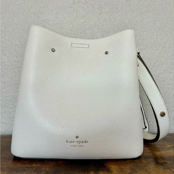 Kate Spade Leather Marti Small Bucket Bag Shoulder Crossbody White Silver - Picture 12 of 12